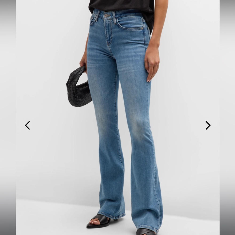 Frame Le High Flare Jeans in light wash